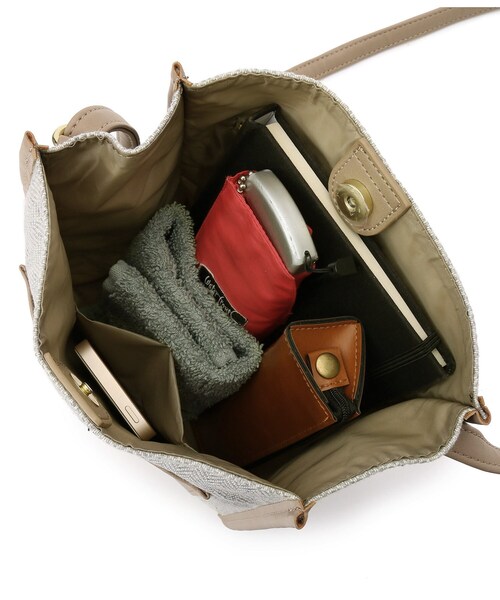 DRESKIP（ドレスキップ）の「◆サイドパイピングスクエアショルダー（ショルダーバッグ・レディース・グレー系2/ブラック/ブラック系3・00）」の8枚目の写真