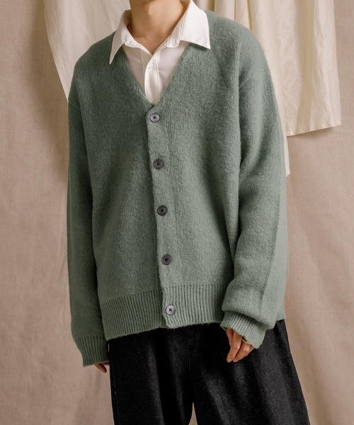 Adoon plain（アドーンプレーン）の「【Adoon plain】Vネックソフトタッチカーディガン（カーディガン/ボレロ・メンズ・ライトブルー/ブラック/グリーン/マスタード・MEDIUM/LARGE）」の3枚目の写真