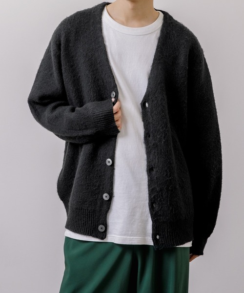 Adoon plain（アドーンプレーン）の「【Adoon plain】Vネックソフトタッチカーディガン（カーディガン/ボレロ・メンズ・ライトブルー/ブラック/グリーン/マスタード・MEDIUM/LARGE）」の2枚目の写真