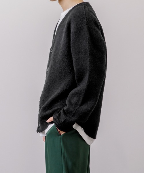 Adoon plain（アドーンプレーン）の「【Adoon plain】Vネックソフトタッチカーディガン（カーディガン/ボレロ・メンズ・ライトブルー/ブラック/グリーン/マスタード・MEDIUM/LARGE）」の21枚目の写真