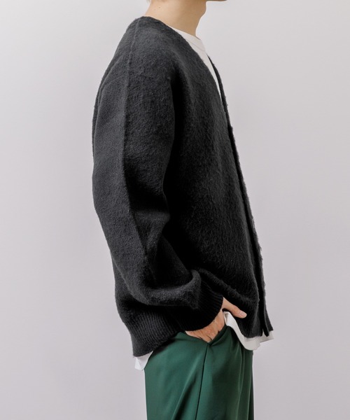 Adoon plain（アドーンプレーン）の「【Adoon plain】Vネックソフトタッチカーディガン（カーディガン/ボレロ・メンズ・ライトブルー/ブラック/グリーン/マスタード・MEDIUM/LARGE）」の9枚目の写真