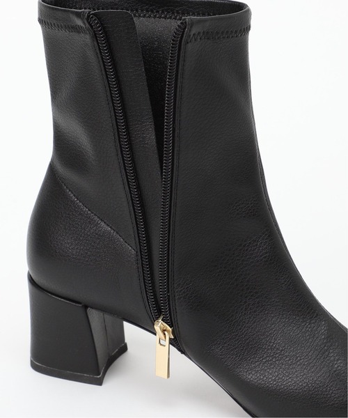 LE TALON(ルタロン)の「5cmスクエアフィットショートブーツ◆(ブーツ・レディース・アイボリー/ブラック系その他・SMALL/MEDIUM/LARGE/X-SMALL)」の7枚目の写真