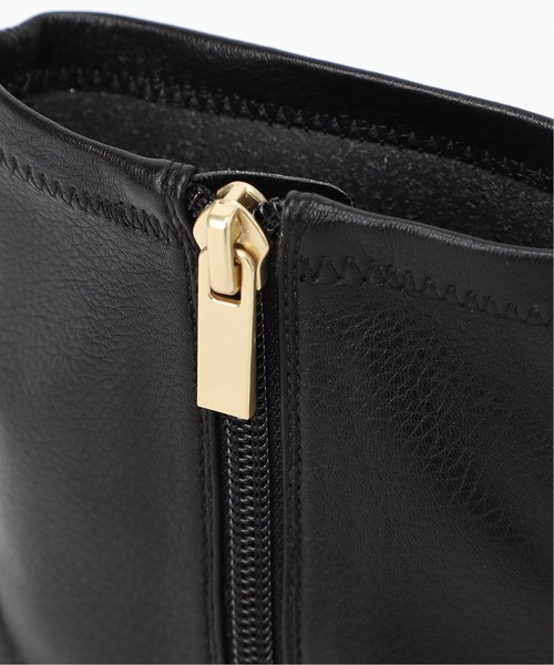 LE TALON(ルタロン)の「5cmスクエアフィットショートブーツ◆(ブーツ・レディース・アイボリー/ブラック系その他・SMALL/MEDIUM/LARGE/X-SMALL)」の8枚目の写真