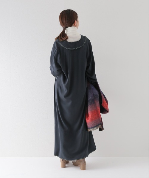 JOURNAL STANDARD relume（ジャーナルスタンダード　レリューム）の「ビッグカラーステッチワンピース◆（ワンピース・レディース・チャコールグレー/カーキ・FREE）」の19枚目の写真