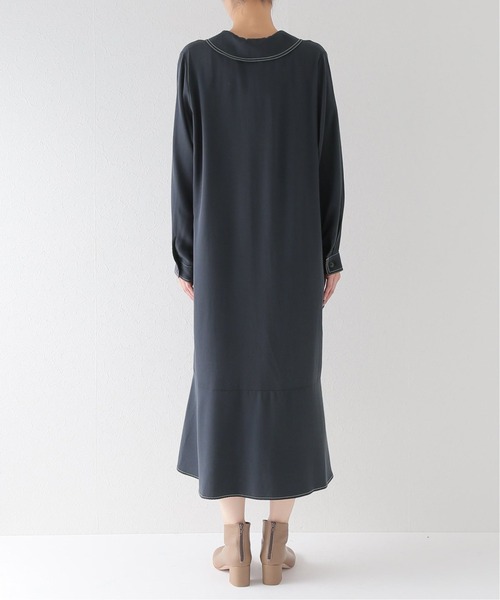 JOURNAL STANDARD relume（ジャーナルスタンダード　レリューム）の「ビッグカラーステッチワンピース◆（ワンピース・レディース・チャコールグレー/カーキ・FREE）」の11枚目の写真