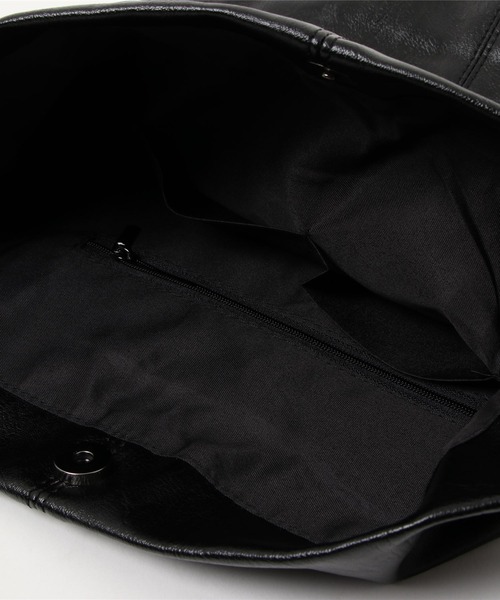 LVEU.（ラブユ.）の「【LVEU.】リングデザインワンショルダーバッグ / トートバッグ A4 大容量 鞄 ワンショルダー 合皮 合成皮革 かばん ショルダーバッグ 大きめ ブラック（トートバッグ・レディース・ブラック/ブラック系その他・FREE）」の12枚目の写真