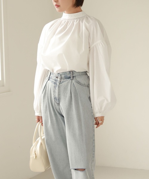 Heather（ヘザー）の「スタンドネック袖ギャザーブラウス 266643