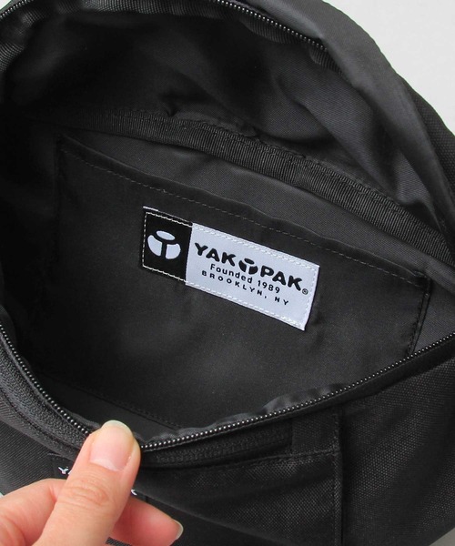 YAKPAK(ヤックパック)の「YAKPAK / ヤックパック / 撥水 600Dポリエステル / ウエストバッグ / ウエストポーチ / white labela / ホワイトレーベル / WAIST BAG(ボディバッグ/ウエストポーチ・メンズ・ブラック・FREE)」の12枚目の写真