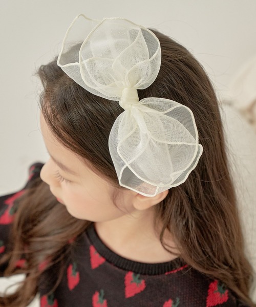 Rora（ローラ）の「スエ ビックリボン カチューシャ(5color)（カチューシャ・キッズ・クリーム/ブラック/ピンク/パープル/シルバー・FREE）」の3枚目の写真