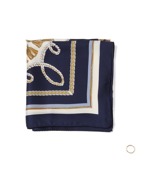 ROPE' PICNIC(ロペピクニック)の「リング付き大判ビンテージライクプリントスカーフ(バンダナ/スカーフ・レディース・ネイビー/グリーン系その他/ベージュ系その他2・FREE)」の11枚目の写真