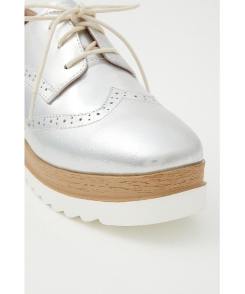 STACCATO(スタッカート)の「プラットフォームクォーターブローグ(ドレスシューズ・レディース・シルバー/ライトブラック・23cm/23.5cm/24cm/24.5cm/22.5cm)」の15枚目の写真