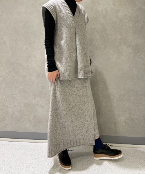 STACCATO(スタッカート)の「プラットフォームクォーターブローグ(ドレスシューズ・レディース・シルバー/ライトブラック・23cm/23.5cm/24cm/24.5cm/22.5cm)」の9枚目の写真