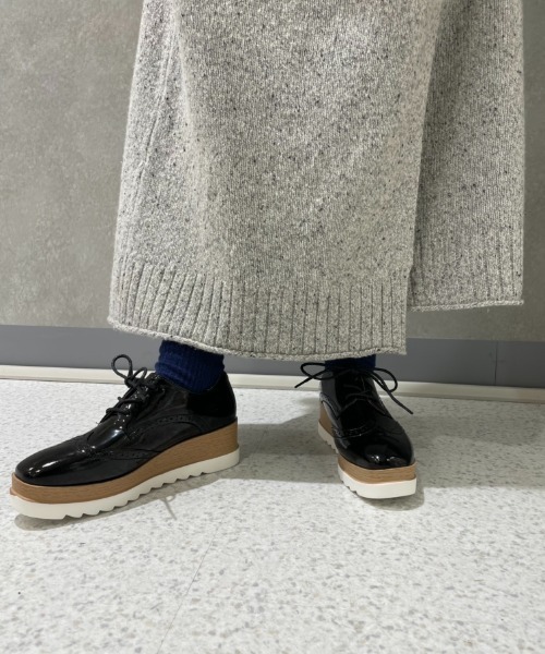 STACCATO(スタッカート)の「プラットフォームクォーターブローグ(ドレスシューズ・レディース・シルバー/ライトブラック・23cm/23.5cm/24cm/24.5cm/22.5cm)」の8枚目の写真