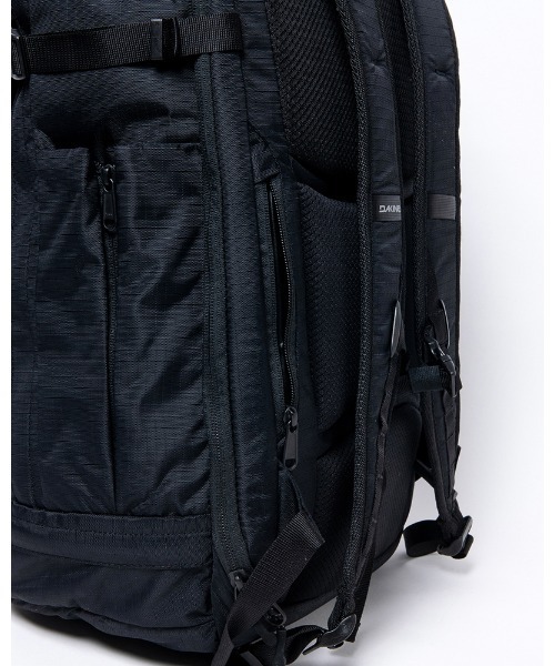DAKINE(ダカイン)の「DAKINE VERGE BACKPACK M バックパック・リュック 【2022年春夏モデル】/ダカイン(バックパック/リュック・メンズ・ブラック系その他/グレー・FREE)」の12枚目の写真