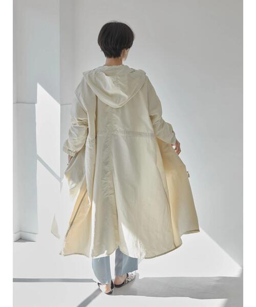 AMERICAN HOLIC（アメリカンホリック）の「フード付きZIPコート（ブルゾン・レディース・アイボリー/ライトベージュ・L/M）」の9枚目の写真