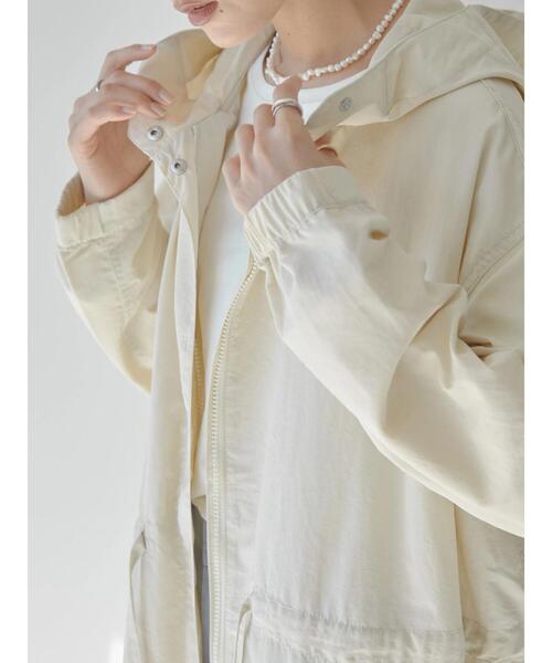 AMERICAN HOLIC（アメリカンホリック）の「フード付きZIPコート（ブルゾン・レディース・アイボリー/ライトベージュ・L/M）」の14枚目の写真