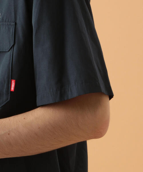 AVIREX（アヴィレックス）の「A.C.ワークシャツ / A.C WORK SHIRT / アヴィレックス / AVIREX（シャツ/ブラウス・メンズ・チャコールグレー/ベージュ/ネイビー/レモンイエロー/コーラルピンク・MEDIUM/LARGE/X-LARGE/XX-LARGE）」の10枚目の写真