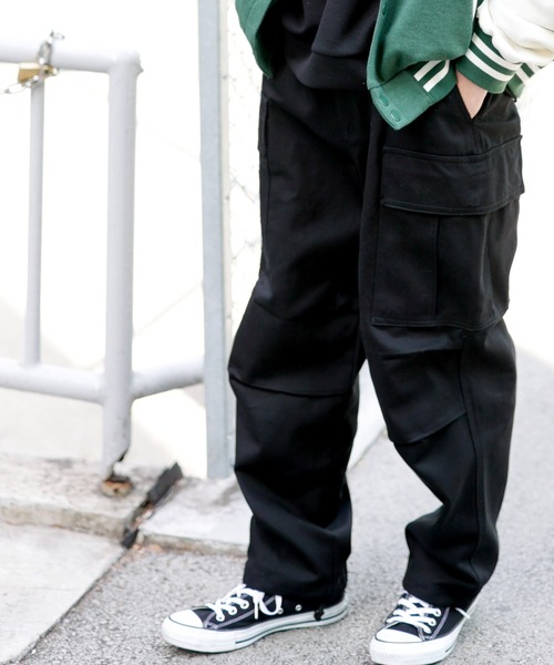 Beno(ビーノ)の「HEAVY COTTON TWILL / WIDE CARGO PANTS(カーゴパンツ・メンズ・ブラック/ベージュ/ブラウン/オフホワイト/オリーブ・S/M/L)」の6枚目の写真