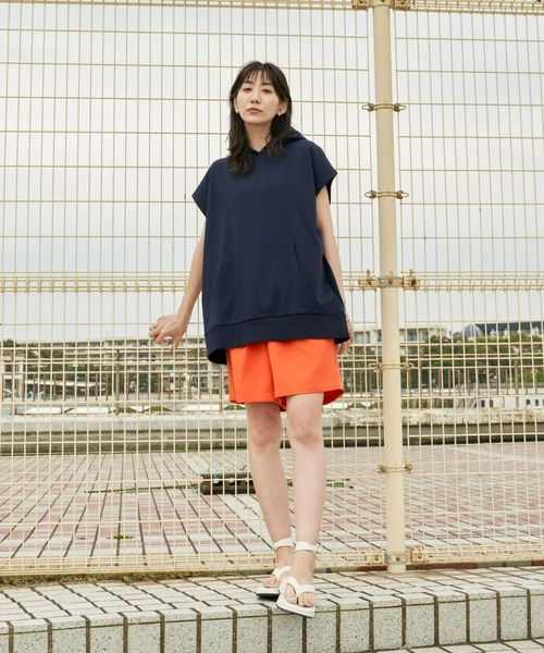 Auntie Rosa Holiday(アンティローザホリデー)の「オーバーサイズコットンパーカー/フーディー(パーカー・レディース・ネイビー/イエロー/グレー・FREE)」の17枚目の写真