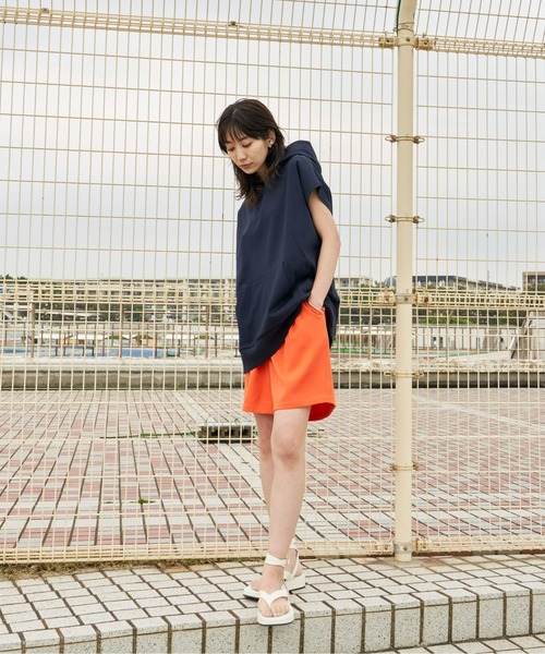 Auntie Rosa Holiday(アンティローザホリデー)の「オーバーサイズコットンパーカー/フーディー(パーカー・レディース・ネイビー/イエロー/グレー・FREE)」の21枚目の写真