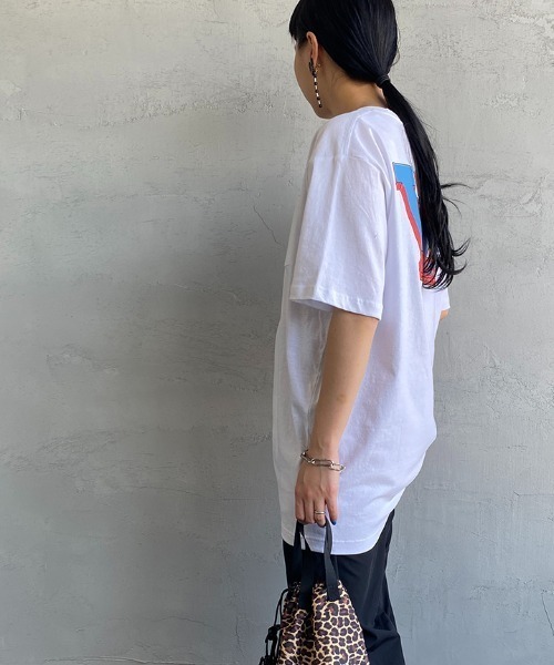 RVCA（ルーカ）の「[RVCA/ルーカ] CONTRACT ST バックロゴプリント Tシャツ（Tシャツ/カットソー・レディース・ホワイト/ブラック・M/L）」の13枚目の写真