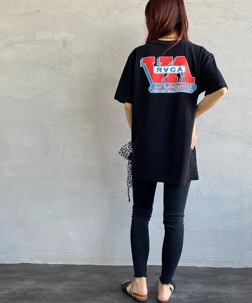 RVCA（ルーカ）の「[RVCA/ルーカ] CONTRACT ST バックロゴプリント Tシャツ（Tシャツ/カットソー・レディース・ホワイト/ブラック・M/L）」の19枚目の写真