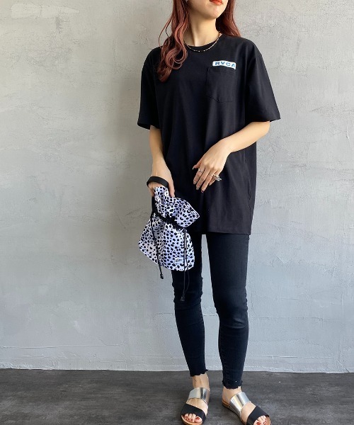 RVCA（ルーカ）の「[RVCA/ルーカ] CONTRACT ST バックロゴプリント Tシャツ（Tシャツ/カットソー・レディース・ホワイト/ブラック・M/L）」の16枚目の写真