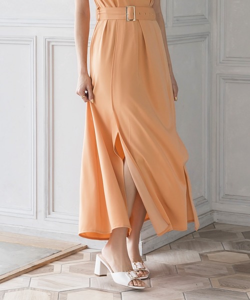 Julia Boutique（ジュリアブティック）の「ベルト付きスリットデザインマキシ丈ワンピース/22057（ワンピース・レディース・ブラック/オレンジ/ベージュ・ONE）」の10枚目の写真