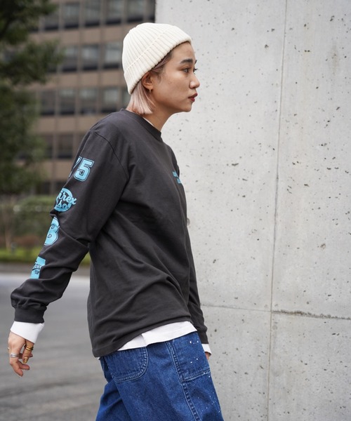 AVIREX（アヴィレックス）の「【直営店限定】SLEEVE LOGO L/S T-SHIRT/ スリーブロゴ ロングスリーブティーシャツ（Tシャツ/カットソー・レディース・チャコール/ホワイト・FREE）」の14枚目の写真