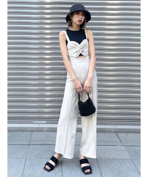 EMODA（エモダ）の「アシンメトリーツイストオールインワン（つなぎ/オールインワン・レディース・アイボリー/グレー/ブラック・FREE）」の15枚目の写真