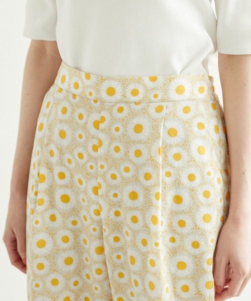 ROPE' PICNIC(ロペピクニック)の「アデリアレトロ×ROPE' PICNIC/レトロ柄パンツ(その他パンツ・レディース・イエロー系その他/ブルー系その他・40/38)」の7枚目の写真