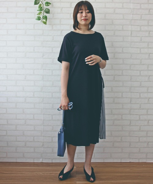 BELLUNA PLUS(ベルーナ)の「プリーツ使いワンピース(ワンピース・レディース・ブラック/ネイビー/グリーン・X-LARGE/MEDIUM/LARGE)」の9枚目の写真