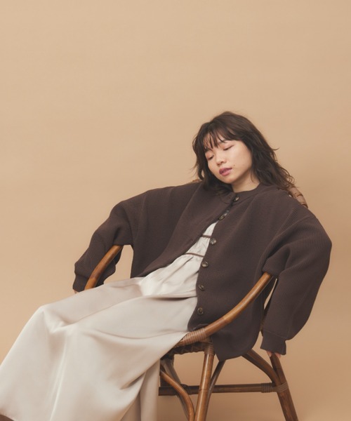 moi tytto(モイテュット)の「オーバーサイズニットカーディガン(カーディガン/ボレロ・レディース・ベージュ/ブラウン/オレンジ/ナチュラル・FREE)」の5枚目の写真