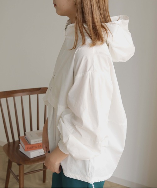 HER CLOSET(ハークローゼット)の「【shemoshelly】アノラックシャツブラウス(シャツ/ブラウス・レディース・ブラック/オフホワイト/ライトベージュ・M)」の18枚目の写真