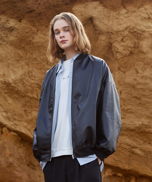 JUNRED（ジュンレッド）の「マシュマロスウェード / PUレザー ルーズMA-1ブルゾン（MA-1・メンズ・ブラック/チャコールグレー・S/M/L）」の3枚目の写真