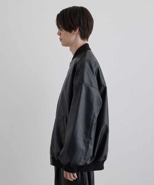 JUNRED（ジュンレッド）の「マシュマロスウェード / PUレザー ルーズMA-1ブルゾン（MA-1・メンズ・ブラック/チャコールグレー・S/M/L）」の9枚目の写真