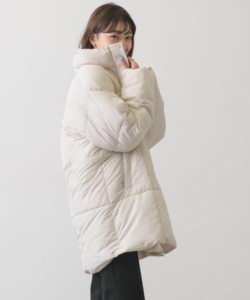 RETRO GIRL（レトロガール）の「スタンドカラーダウンコート（ダウンジャケット/コート・レディース・ナチュラル/ブラック/ライトグレー・FREE）」の6枚目の写真