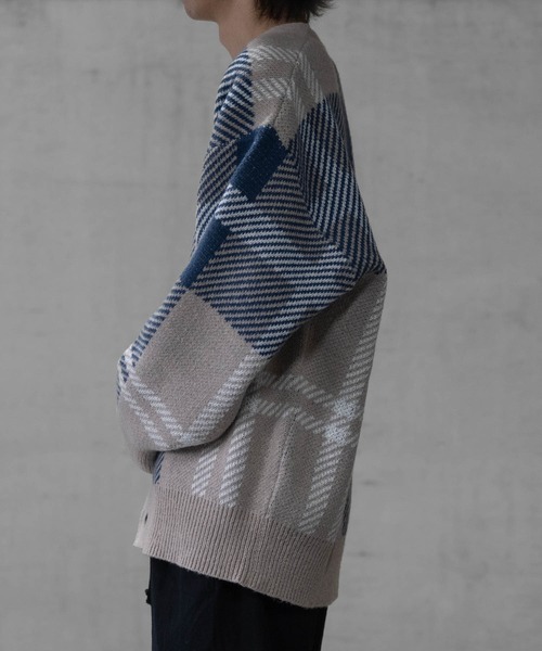 Naive magic(ナイーブマジック)の「【a】ダブルジャガードニット チェック カーディガン(カーディガン/ボレロ・メンズ・グリーン/イエロー/ブラック/ブラック系その他/ベージュ・MEDIUM/LARGE)」の14枚目の写真