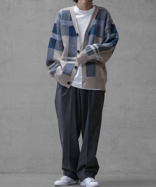 Naive magic(ナイーブマジック)の「【a】ダブルジャガードニット チェック カーディガン(カーディガン/ボレロ・メンズ・グリーン/イエロー/ブラック/ブラック系その他/ベージュ・MEDIUM/LARGE)」の16枚目の写真