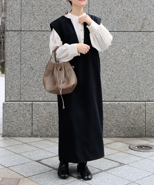 Isn't She?（イズントシー）の「前後2wayマトンスリーブジョーゼットブラウス（シャツ/ブラウス・レディース・アイボリー/チャコールグレー/ブルー・FREE）」の11枚目の写真