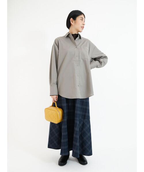 Lugnoncure(ルノンキュール)の「タイプライターレギュラーカラーシャツ(シャツ/ブラウス・レディース・ネイビー/オフホワイト/モカ・フリ-)」の11枚目の写真