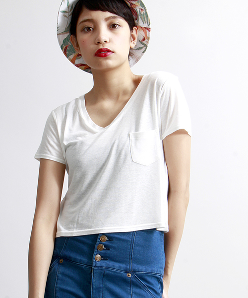 WEGO（ウィゴー）の「WEGO/リネンモダールVネックショートTシャツ（Tシャツ/カットソー・レディース・ホワイト/ホワイト系その他/ブラック/カーキ・FREE）」の2枚目の写真