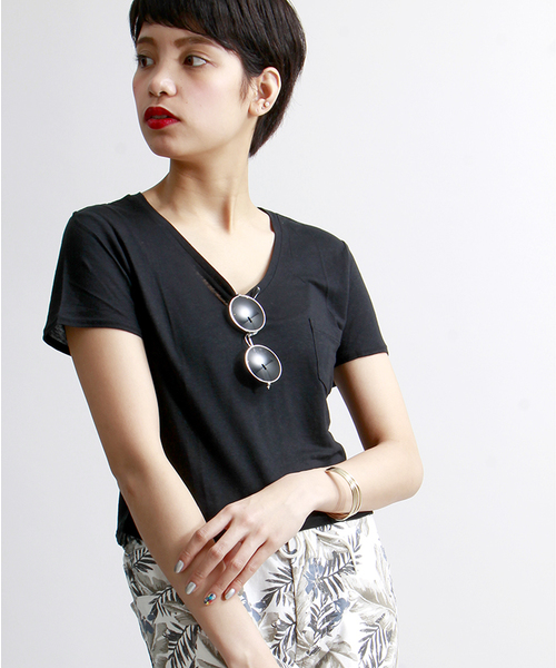 WEGO（ウィゴー）の「WEGO/リネンモダールVネックショートTシャツ（Tシャツ/カットソー・レディース・ホワイト/ホワイト系その他/ブラック/カーキ・FREE）」の15枚目の写真