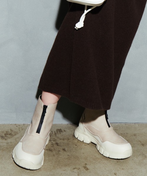 SHAKA（シャカ）の「【emmi×SHAKA】TREK ZIP BOOTIE AT（ブーツ・レディース・ベージュ・22cm/23cm/24cm/25cm）」の11枚目の写真