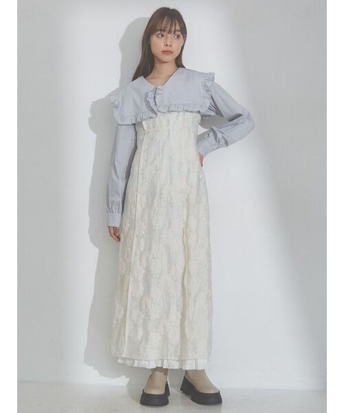 merry jenny（メリージェニー）の「Vネックスクエアカラーフリルブラウス（シャツ/ブラウス・レディース・チャコールグレー/オフホワイト/ブルー・FREE）」の10枚目の写真