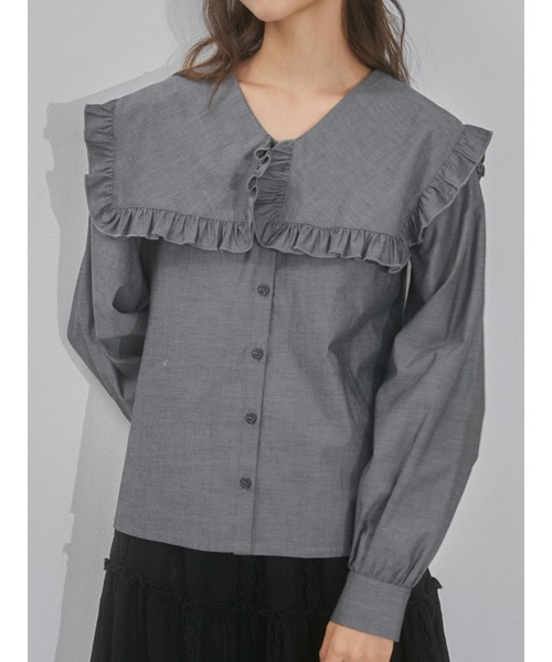 merry jenny（メリージェニー）の「Vネックスクエアカラーフリルブラウス（シャツ/ブラウス・レディース・チャコールグレー/オフホワイト/ブルー・FREE）」の3枚目の写真