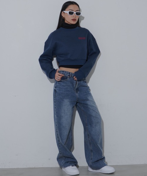 FIG&VIPER（フィグアンドバイパー）の「ショート丈裏起毛スウェットトレーナー（スウェット・レディース・ブラック/ホワイト/ダークブルー・FREE）」の17枚目の写真