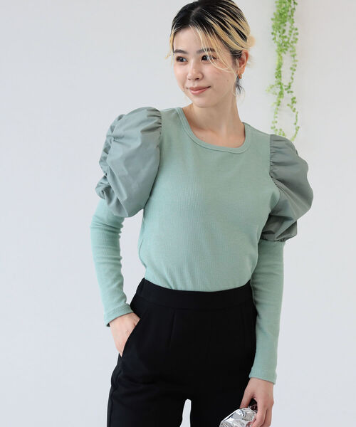 Ray BEAMS（レイビームス）の「Ray BEAMS / リブ ギャザー スリーブ スクエア ネック（Tシャツ/カットソー・レディース・オフホワイト/ブラック/グリーン系その他2・ONE SIZE）」の3枚目の写真