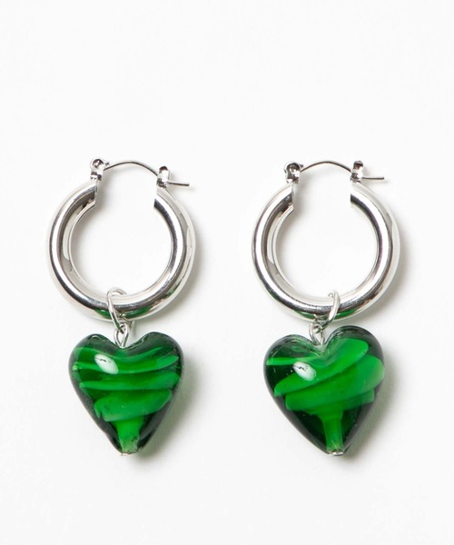 WEGO(ウィゴー)の「WEGO/ガラスハートフープピアス(ピアス(両耳用)・レディース・その他1/ブラック/レッド/グリーン・FREE)」の11枚目の写真