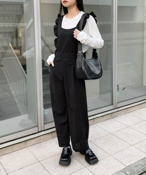 LVEU.（ラブユ.）の「Frilly salopette / フリルサロペット（サロペット/オーバーオール・レディース・ブラック/ライトブルー・FREE）」の9枚目の写真